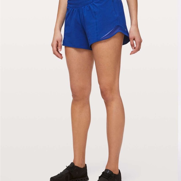 LULULEMON Hotty Hot Short II *Long 4"
Jet Stream (First Release) - Picture 7 of 16